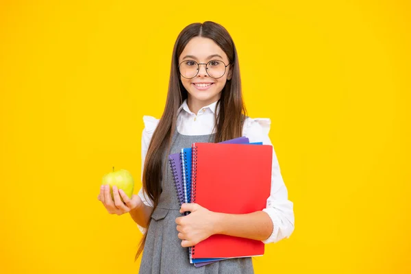 Criança Escolar Estudante Adolescente Menina Com Bagpack Segurar Maçã Livro — Fotografia de Stock