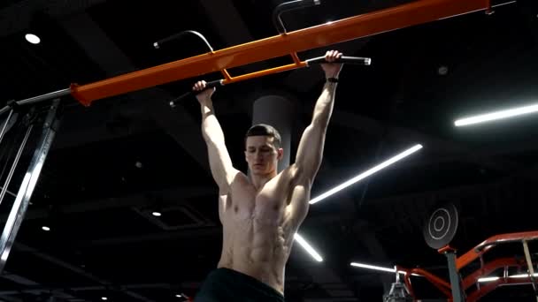 Sport Gym Workout Athlete Sport Gym Strong Athlete Hanging Sport — Vídeos de Stock