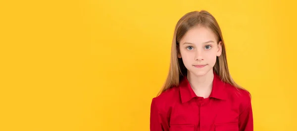 Teen Child Cute Face Yellow Background Child Face Horizontal Poster — Stockfoto