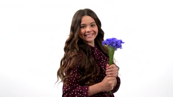 Happy Beautiful Child Long Curly Hair Turning Wildflower Flower Bouquet — Vídeo de Stock