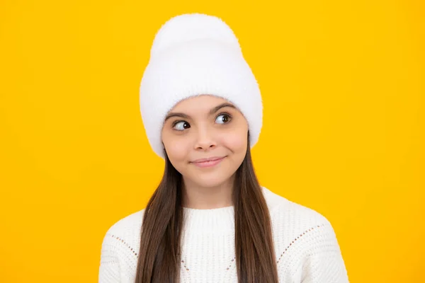 Schattig Meisje Met Een Hoofdschot Kinderportret Geïsoleerde Achtergrond Mooi Tiener — Stockfoto