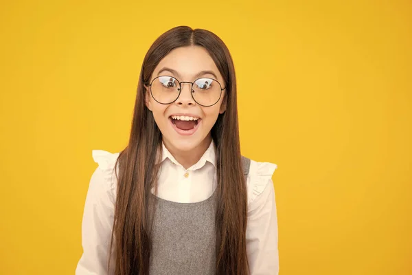 Cara Excitada Menina Adolescente Com Expressão Facial Chocada Expressão Facial — Fotografia de Stock