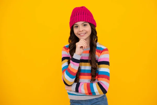 Fashion Happy Young Woman Knitted Hat Sweater Having Fun Colorful — Stok fotoğraf
