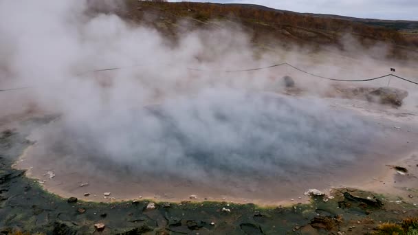 Geiser Geotérmico Hielo Géiser Geotérmico Humeante Iceland Cámara Lenta Namafjall — Vídeos de Stock