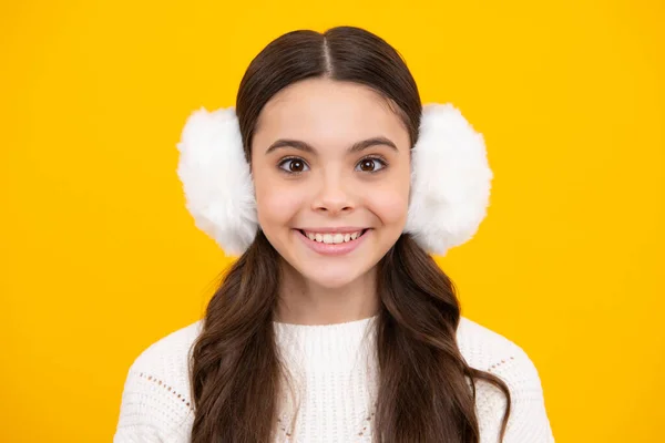 Bonito Retrato Crianças Inverno Menina Adolescente Posando Com Suéter Inverno — Fotografia de Stock