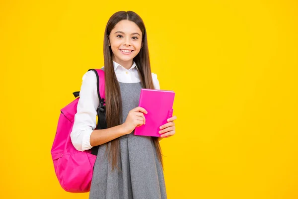 School Tienermeisje Met Boek Schrift Tiener Student Geïsoleerde Achtergrond Leren — Stockfoto