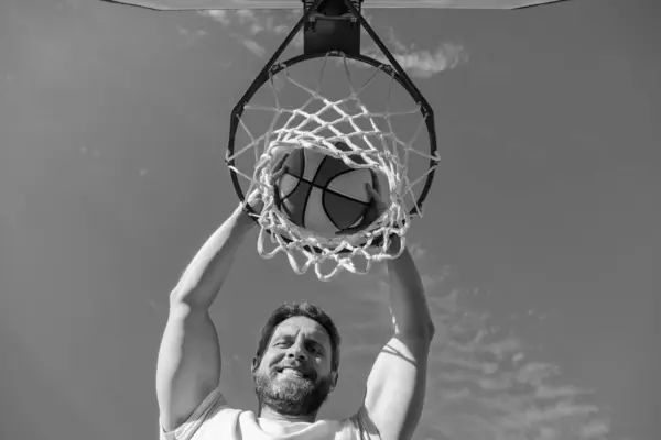 Professional Basketball Player Training Outdoor Guy Has Sport Motivation Sport — Foto Stock