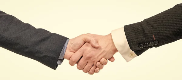 Мужчины Пожимают Друг Другу Руки После Успешной Деловой Сделки Успешных — стоковое фото