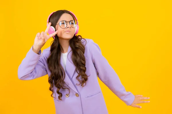 Child Music Concept Teenager Child Girl Dances Rhythm Melody Listens — Φωτογραφία Αρχείου