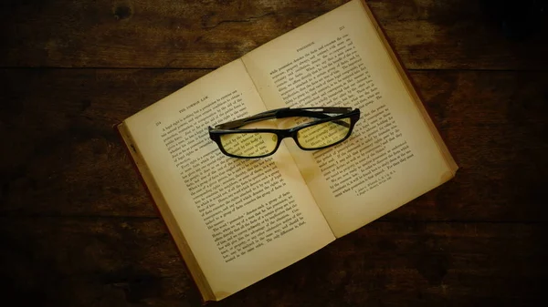 Book Glasses Reading Wooden Table — Stock Photo, Image