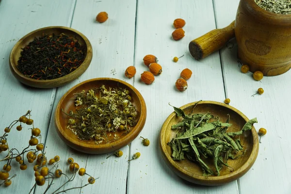 Χαμομήλι Φυτικό Τσάι Συστατικά Τσάι Υγείας Clove Saffron Verbena Louise — Φωτογραφία Αρχείου