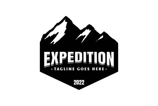 Vintage Rocky Iceberg Ice Mountain Hill Outdoor Expedition Adventure Badge — 图库矢量图片