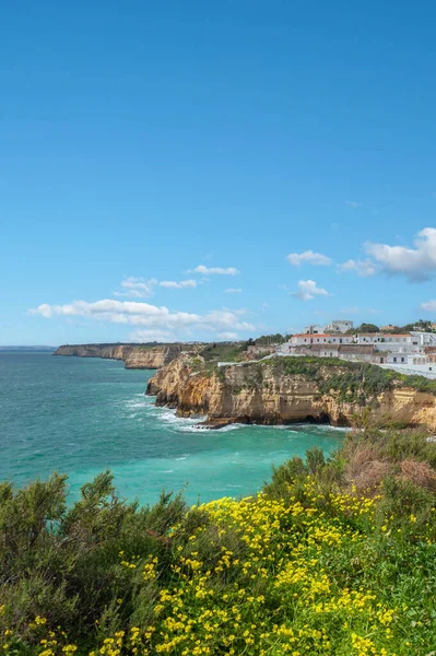 Cityscape Carvoeiro Algarve Portugal Costa Rochosa — Fotografia de Stock