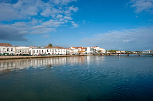 Historisk Stadsbild Tavira Algarve Portugal Förgrunden Floden Gilao — Stockfoto