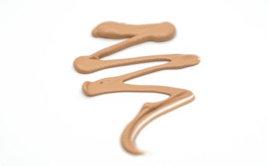 Temel temeli beyaz arkaplanda soyut bir şekilde oluştur