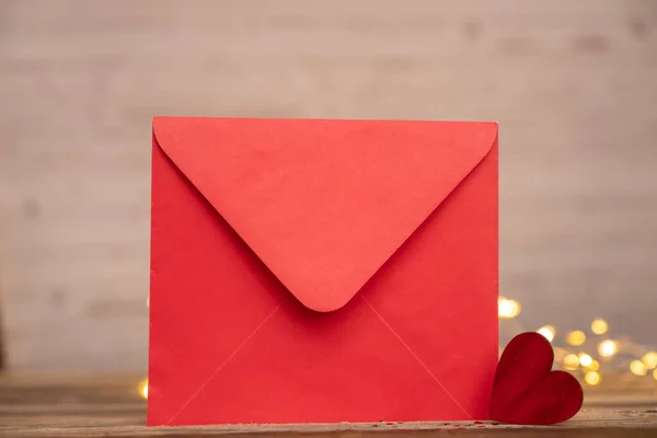 Correo Del Sobre Del Día San Valentín Corazón Rojo Carta — Foto de Stock