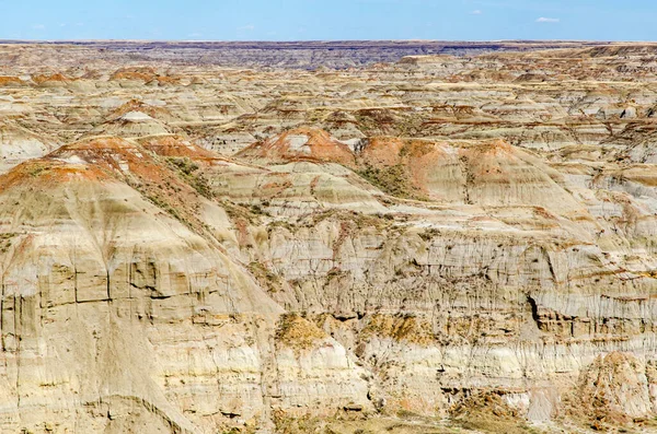 Large Hoodoo Mountain Dinosaur Provincial Park Canadian Badlands Alberta Unesco — Stock Photo, Image