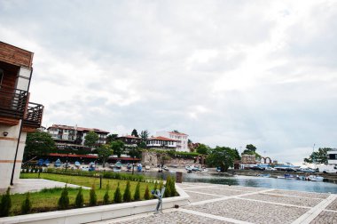 Nessebar limanında küçük balıkçı tekneleri.