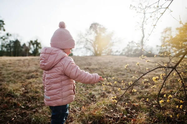 Baby Girl Wear Pink Jacket Walking Valtice Park Czech Republic — Stock Photo, Image