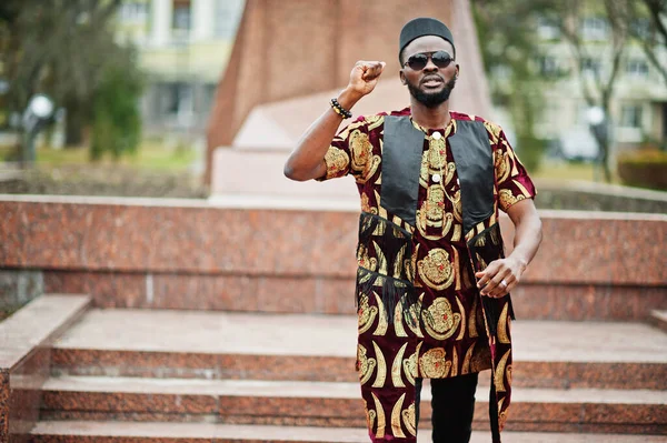 Mode africaine homme images libres de droit photos de Mode africaine homme Depositphotos