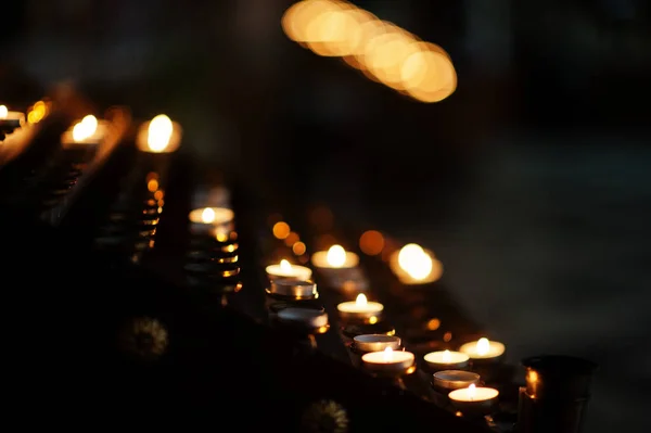 Row Red Lights Church Candles —  Fotos de Stock