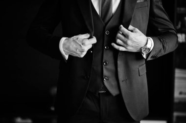 Groom wear suit. Wedding details. Man's style. 