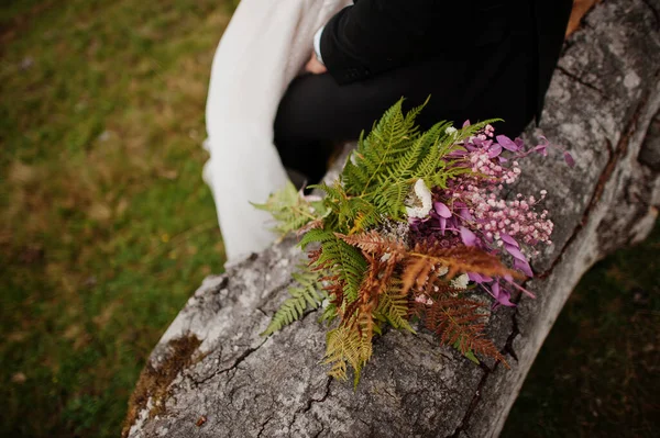 Beautiful Tender Wedding Bouquet Rings — Zdjęcie stockowe