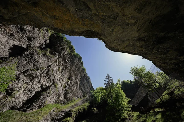 Bergkloven Bijzonder Smalle Kloof Met Muren Gelegen Oostenrijkse Alpen Nabij — Stockfoto
