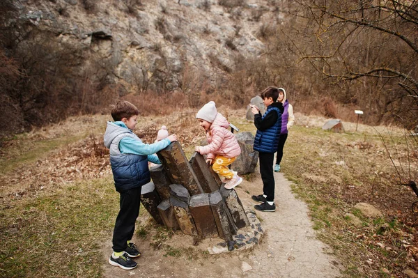 Famille Turold Science Trail Mikulov République Tchèque Apprendre Les Types — Photo