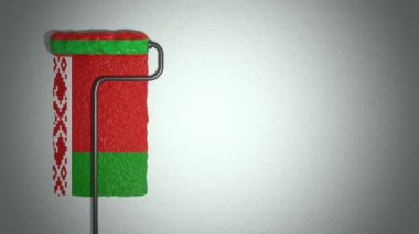 Patenci duvarı Belorus bayrağının renkleriyle boyuyor. Seyahat konsepti. Beyaz Rusya.