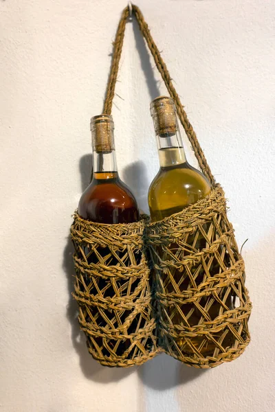 Wine Bottle Holder Made Straw — Φωτογραφία Αρχείου