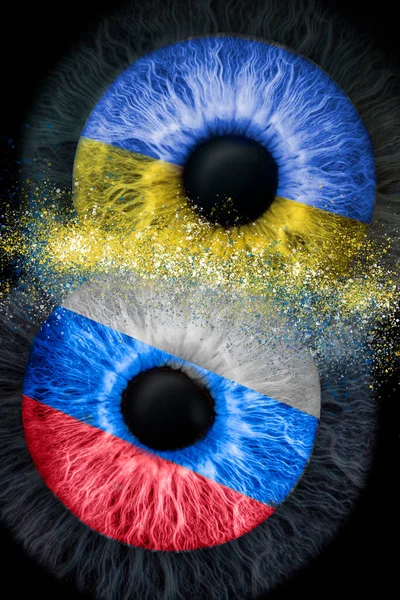 Oczy Wykonane Trybie Makro Kolorami Flag Ukrainy Russia Simulating Kolizji — Zdjęcie stockowe