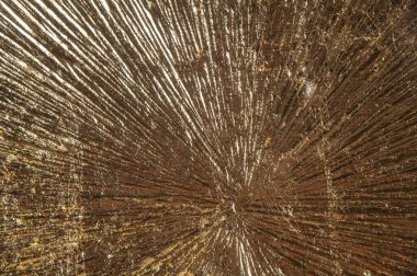 Radyasyonla buruşmuş altın madeni alanı, alev etkisi, kısa odak 