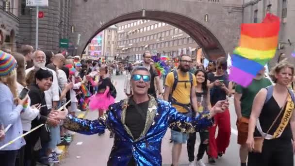 Group People Celebrating Pride Stockholm Sweden August 2022 High Quality — Stock Video