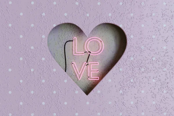 Иллюстрация Отверстие Форме Сердца Внутри Retro Neon Love Знак Цементной — стоковое фото