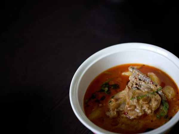 Chicken Mussaman Curry White Bowl — Fotografia de Stock