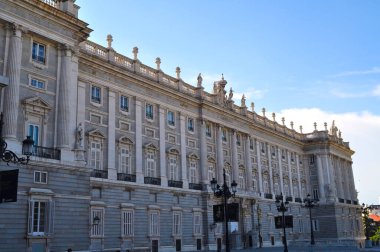 MADRID, İspanya-Haziran 2019: Madrid Kraliyet Sarayı