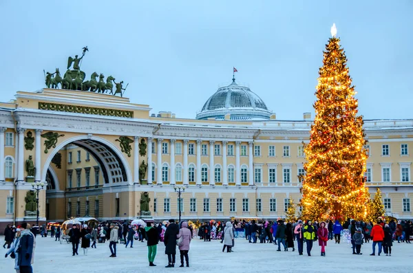 Główna Choinka Placu Pałacowym Petersburgu Rosja — Zdjęcie stockowe