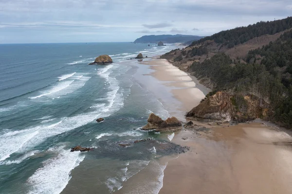 Stille Oceaan Golven Wassen Zich Tegen Een Leeg Strand Oregon — Stockfoto