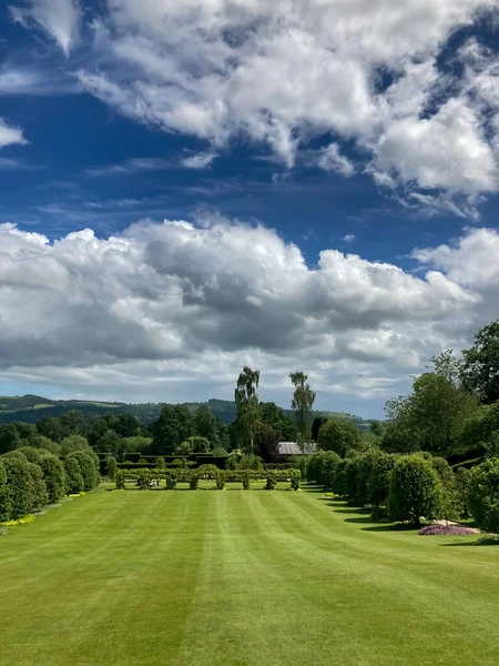 Powis Kalesindeki Bahçe.