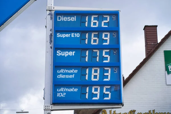 Dortmund Alemanha Fevereiro 2022 Preços Gasolina Posto Gasolina Fevereiro 2022 — Fotografia de Stock