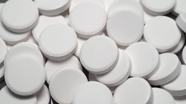 Weiße Pillen Umlauf Pharmaindustrie — Stockvideo