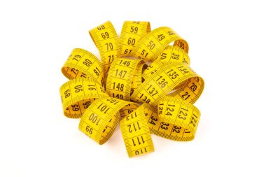 Teyp ölçümü, beyaz arka planda izole edilmiş. Santimetre. Metin için boşluk.