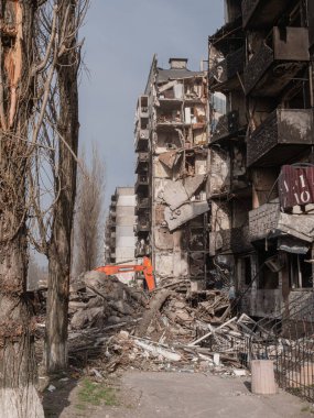 Borodyanka, Ukrayna - Nisan 2022: Ukrayna 'nın bombalanan Rus işgali Ukrayna' yı mahvetti. Rusya Ukrayna 'daki savaş yıkımına karşı Mariupol, Kharkov ve Bucha yıkıldı.