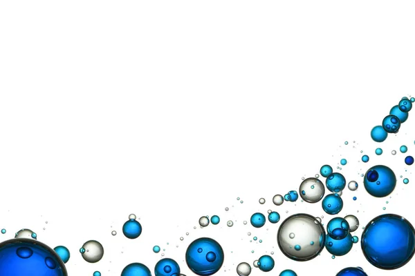 Eine Hülle Mit Blauen Und Klaren Blasen Isoliert Über Weiß — Stockfoto