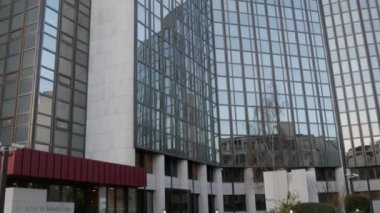 7 Aralık 2021 - Strasbourg, Fransa: Avrupa Parlamentosu 'nun dev cam binası