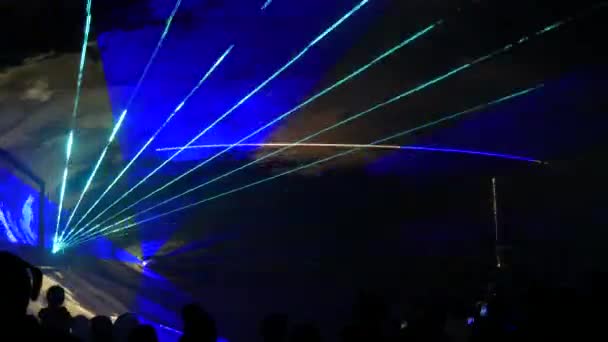 Crowd People Looking Light Laser Show Black Background Night Sky — Αρχείο Βίντεο