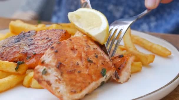 Huge Piece Red Salmon Fish Grilled Next French Fries Slice — ストック動画