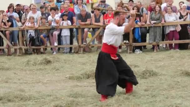 Trostyanets Ukraine August 2021 Men Ukrainian National Cossack Costumes Wide — Vídeos de Stock