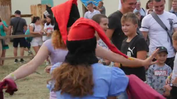 Trostyanets Ukraine August 2021 Many Children Play Outdoor Games Ukrainian — Wideo stockowe